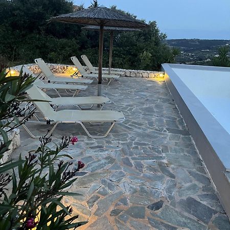 Luxurious Villa At A Unique Spot Ágios Nikolaos Exterior foto