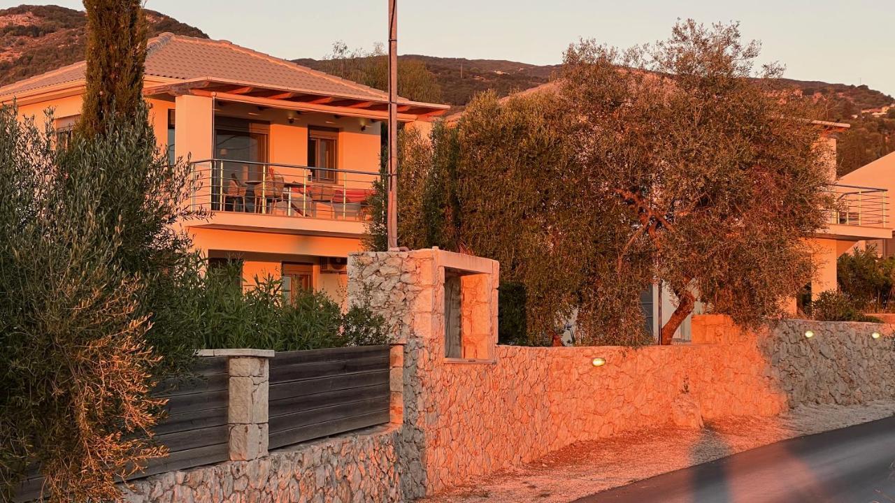 Luxurious Villa At A Unique Spot Ágios Nikolaos Exterior foto